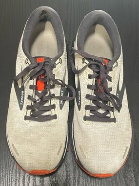 Men’s Ghost 14 Gray Sneakers Shoes Size 8 1103691D072